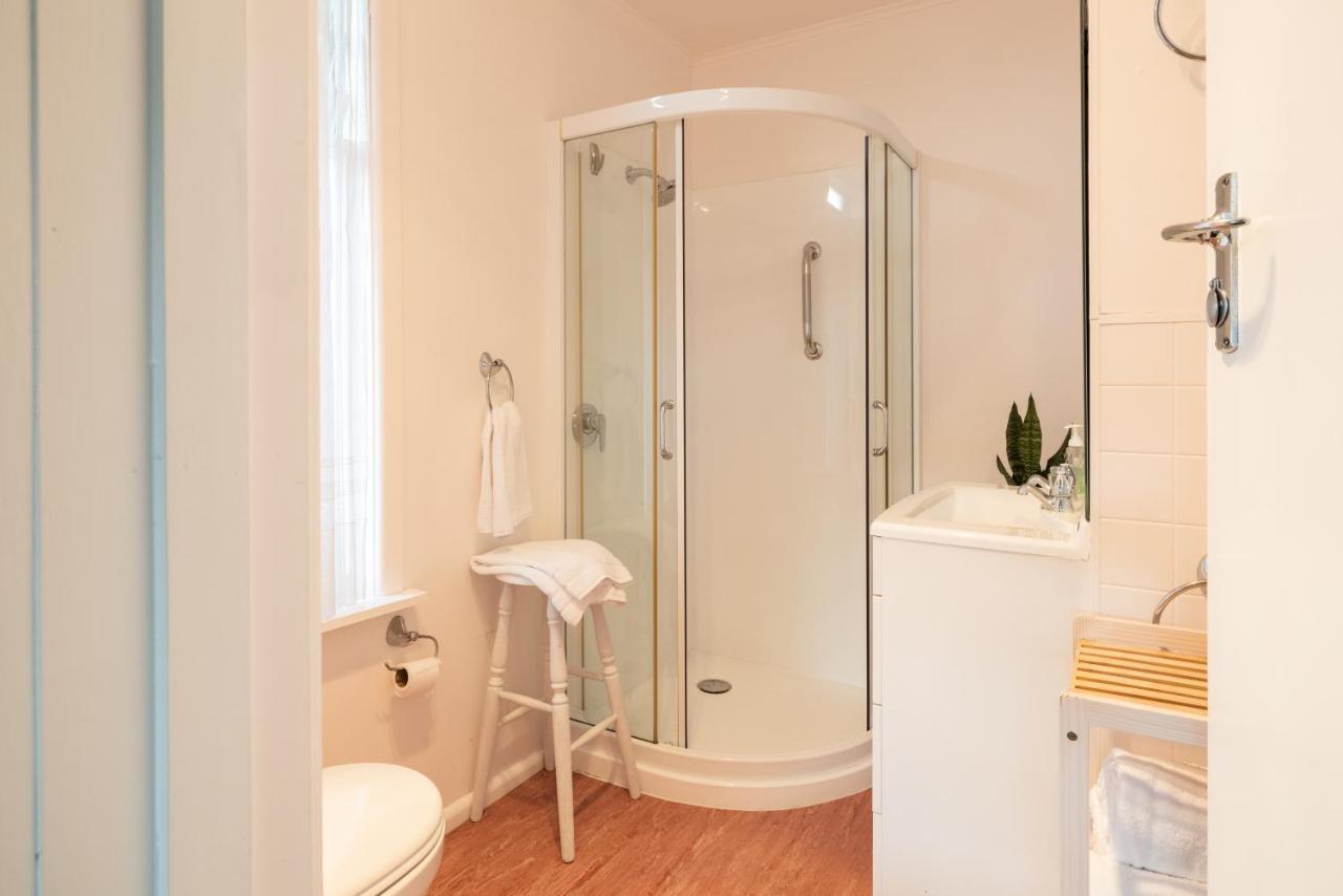 Oamaru Backpackers Hostel Екстериор снимка